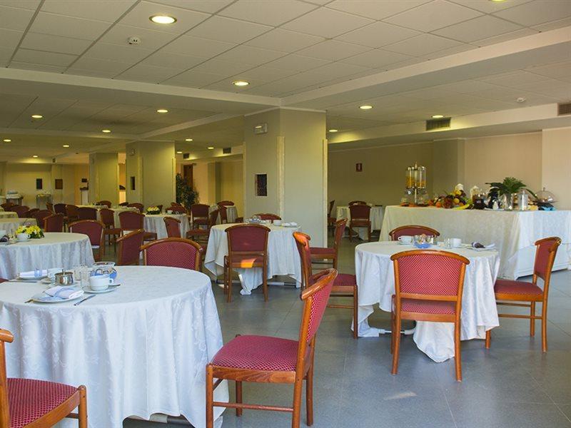 Hotel Dei Pini Porto Empedocle Ngoại thất bức ảnh