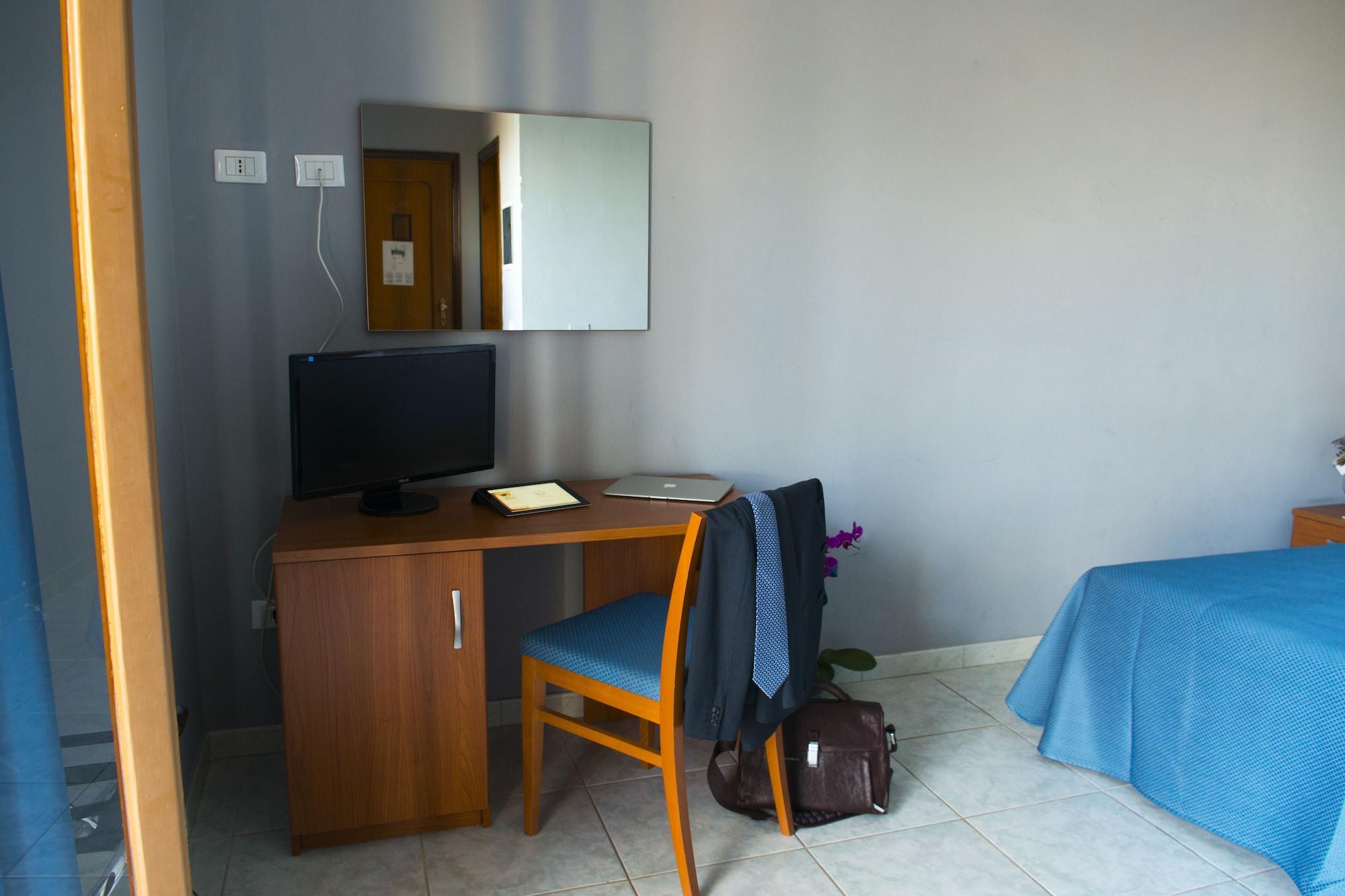 Hotel Dei Pini Porto Empedocle Ngoại thất bức ảnh